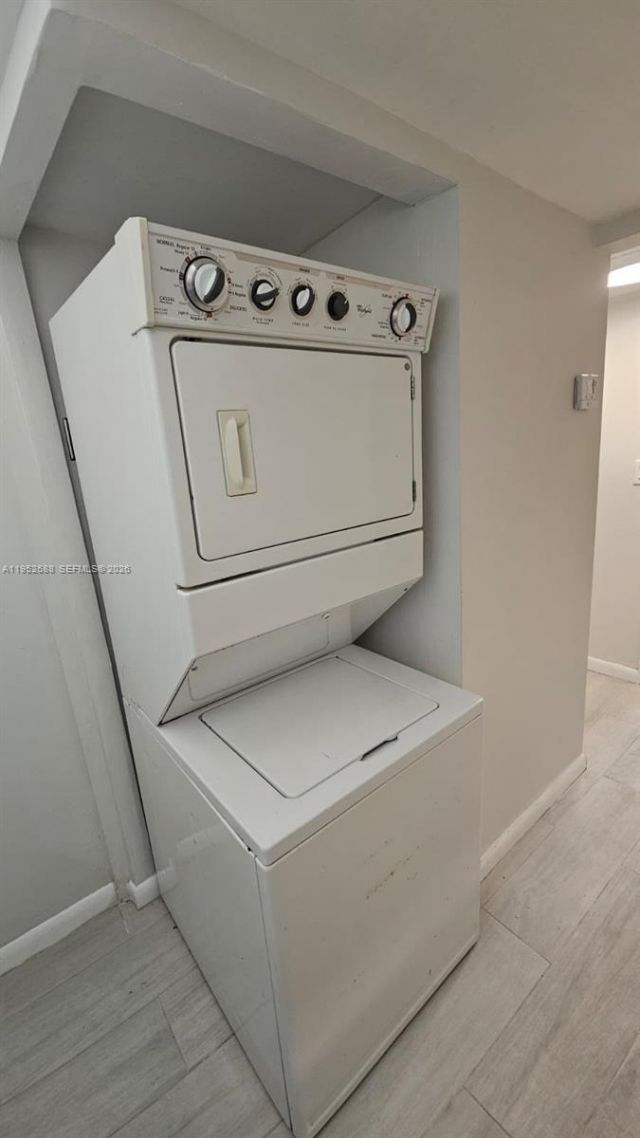 5720 SW 5th St, Unit 3, Miami, FL 33144 Photo