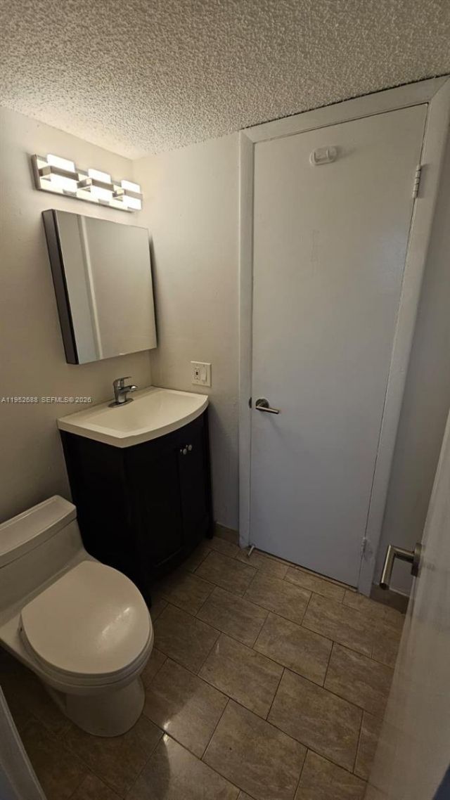5720 SW 5th St, Unit 3, Miami, FL 33144 Photo