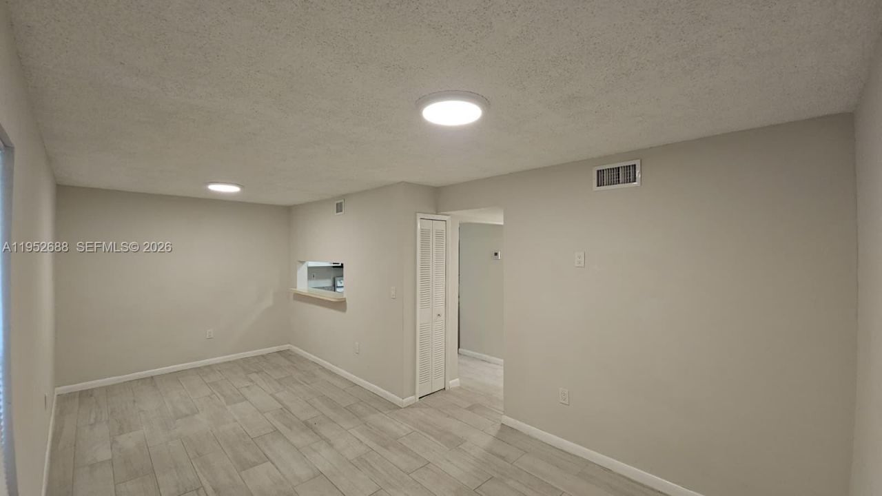 5720 SW 5th St, Unit 3, Miami, FL 33144 Photo