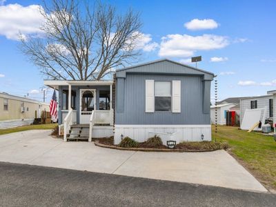 1517 Norris Ave., North Myrtle Beach, SC 29582