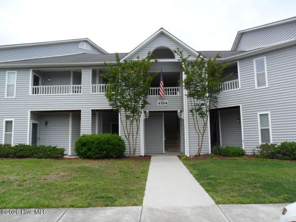 4154 Breezewood Drive, Unit Apt 202, Wilmington, NC 28412