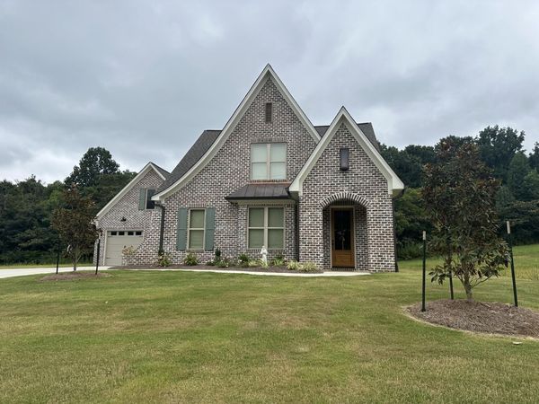 222 Whitley Ln., Tupelo, MS 38804