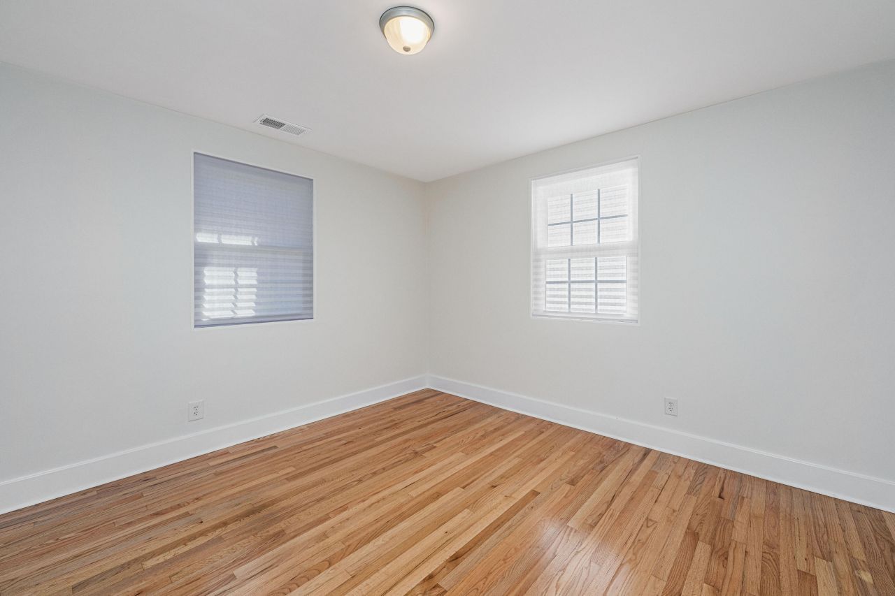 1010 Holcombe Road Photo 13