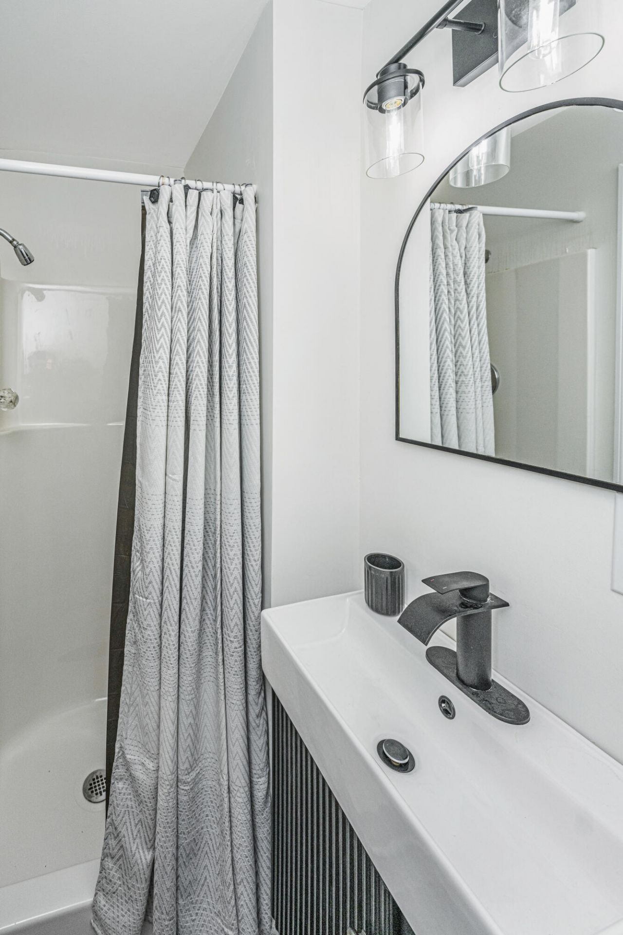 1010 Holcombe Road Photo 16