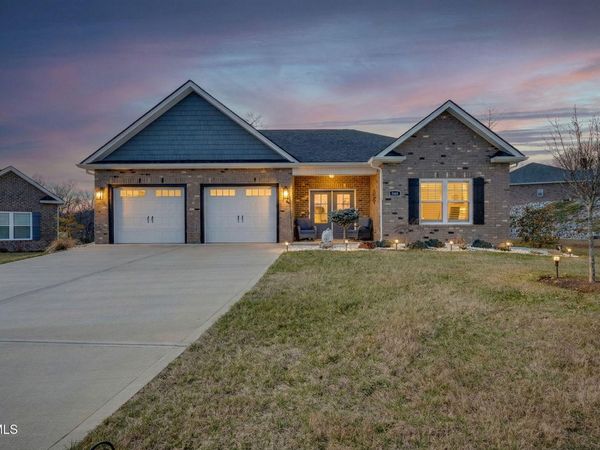 148 Mountain View Circle, Piney Flats, TN 37686