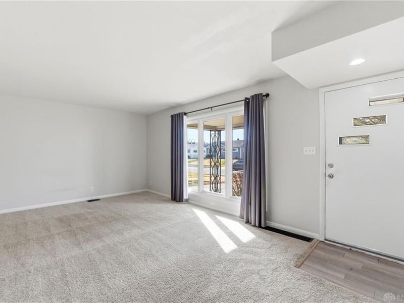 124 Gregory Lane, Hamilton, OH 45013 Photo 5