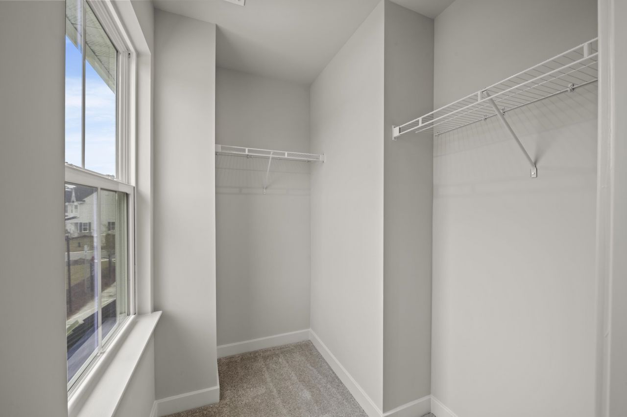 8904 Arcadius Dr Photo 28