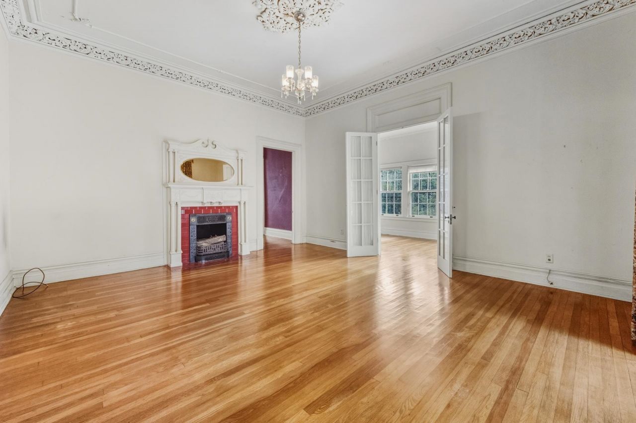 816 Prince St. Photo 9