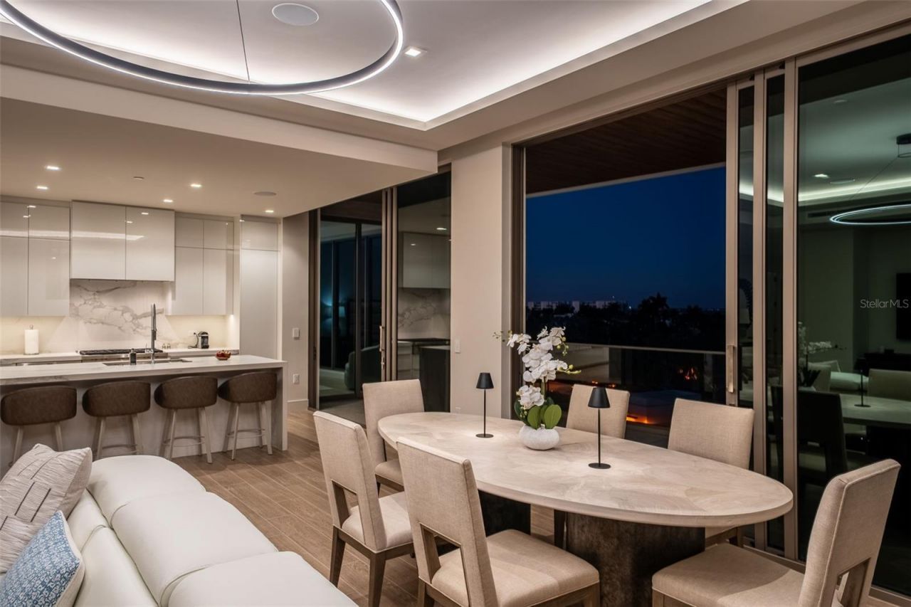 1591 Gulf Of Mexico Drive, Unit 412, Longboat Key, FL 34228 Photo