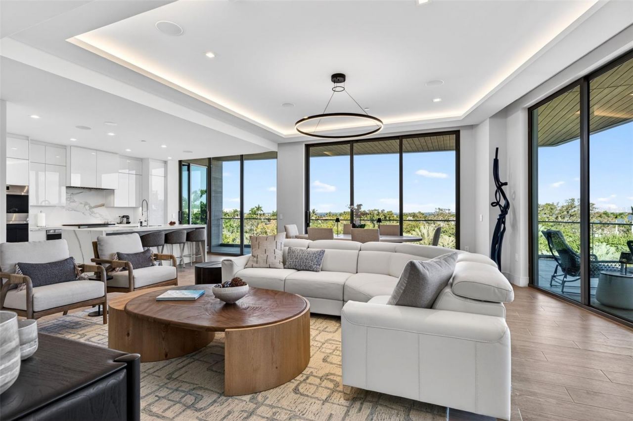 1591 Gulf Of Mexico Drive, Unit 412, Longboat Key, FL 34228 Photo