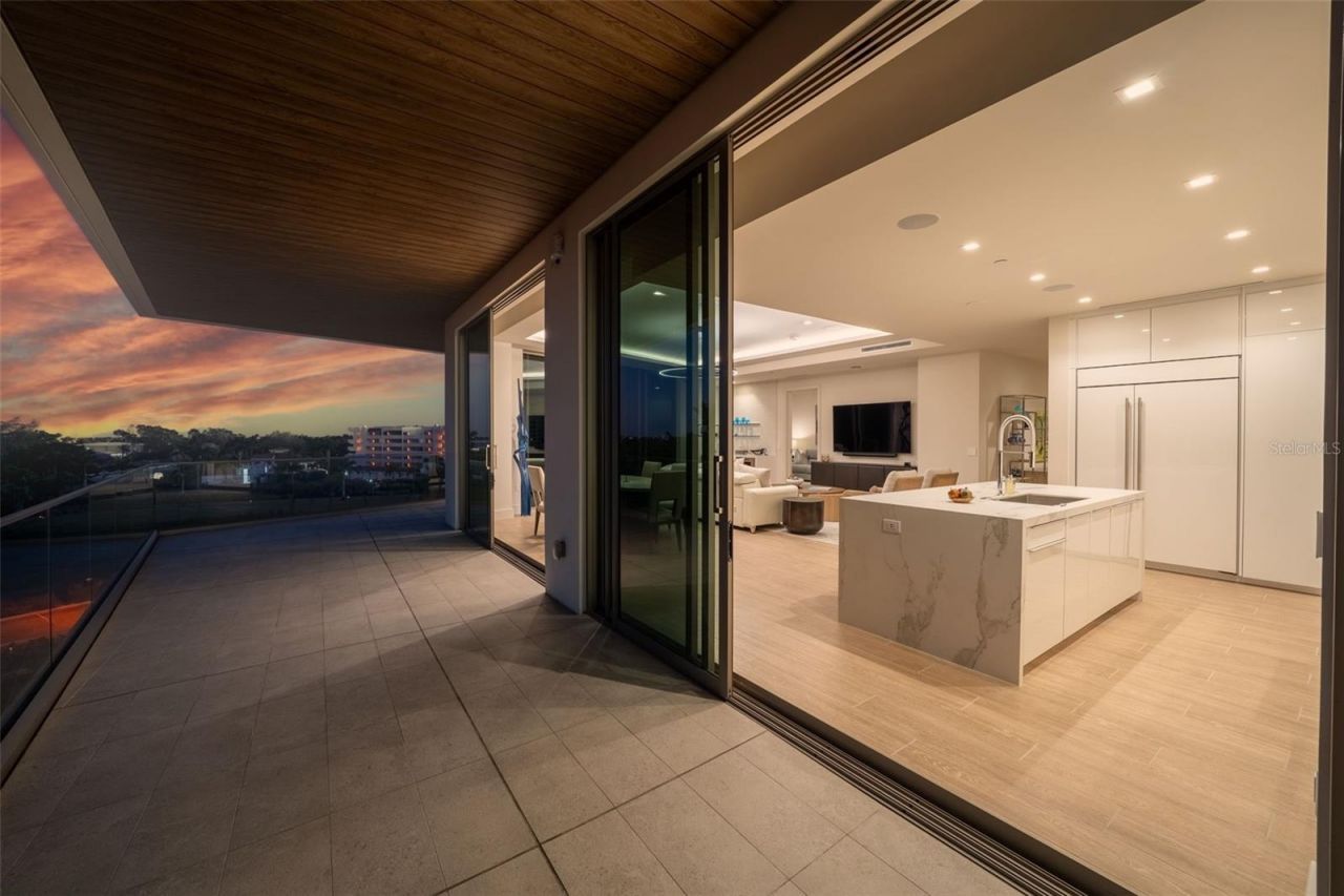 1591 Gulf Of Mexico Drive, Unit 412, Longboat Key, FL 34228 Photo