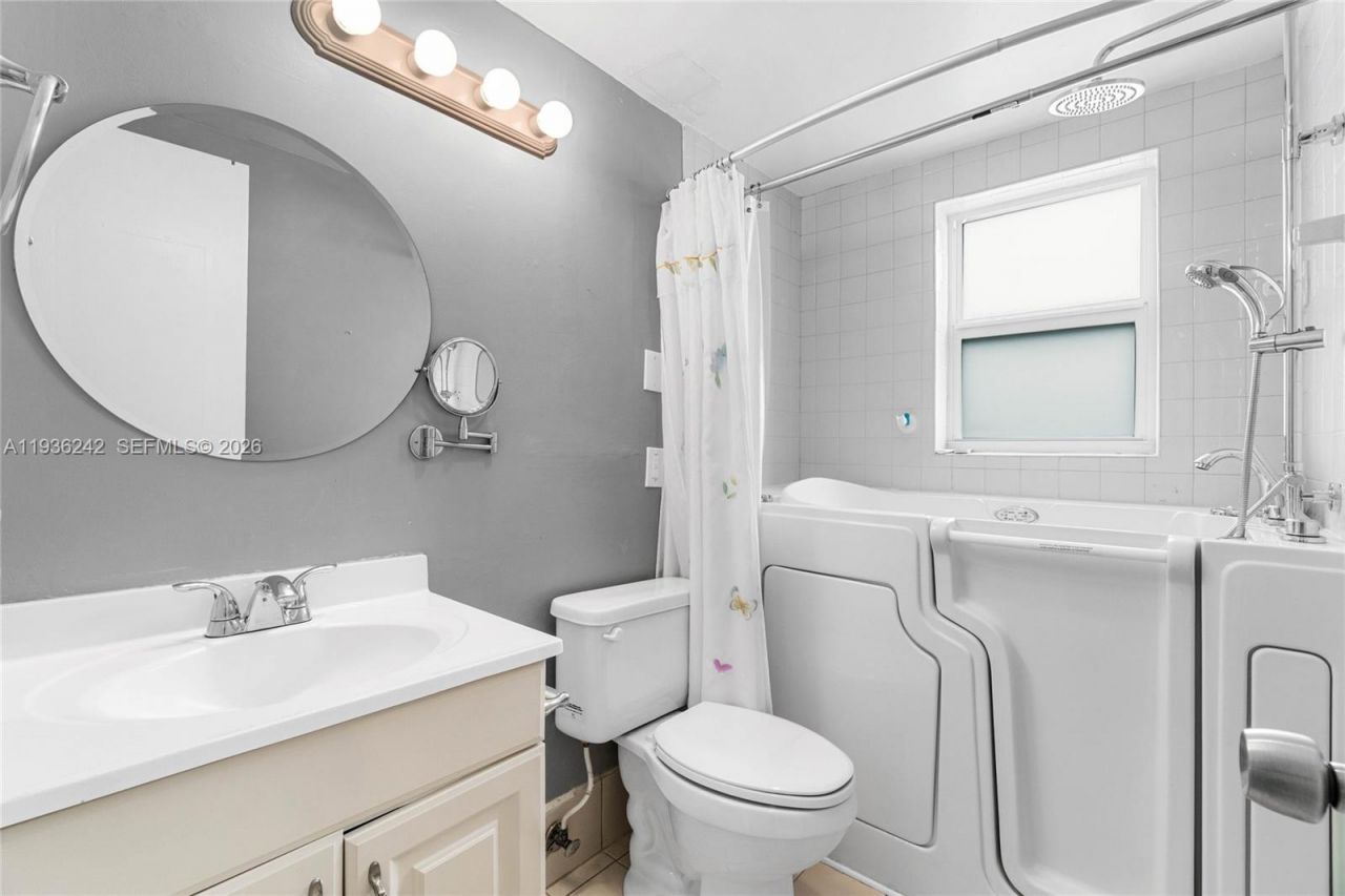 268 Coventry L, Unit 268, West Palm Beach, FL 33417 Photo