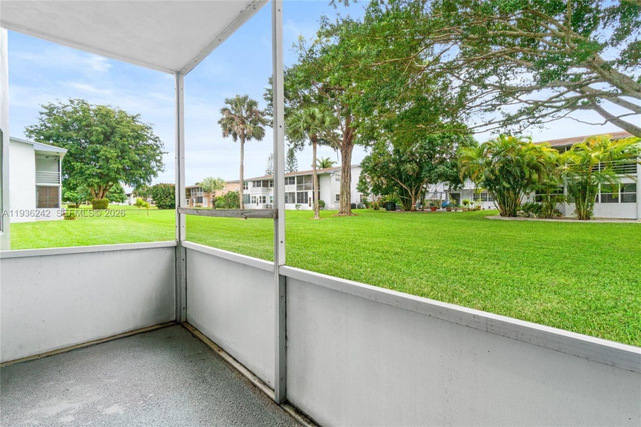 268 Coventry L, Unit 268, West Palm Beach, FL 33417 Photo