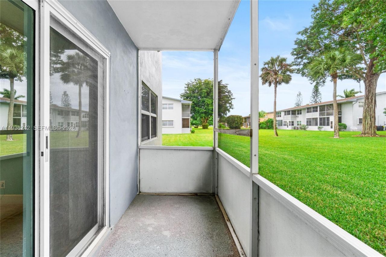 268 Coventry L, Unit 268, West Palm Beach, FL 33417 Photo