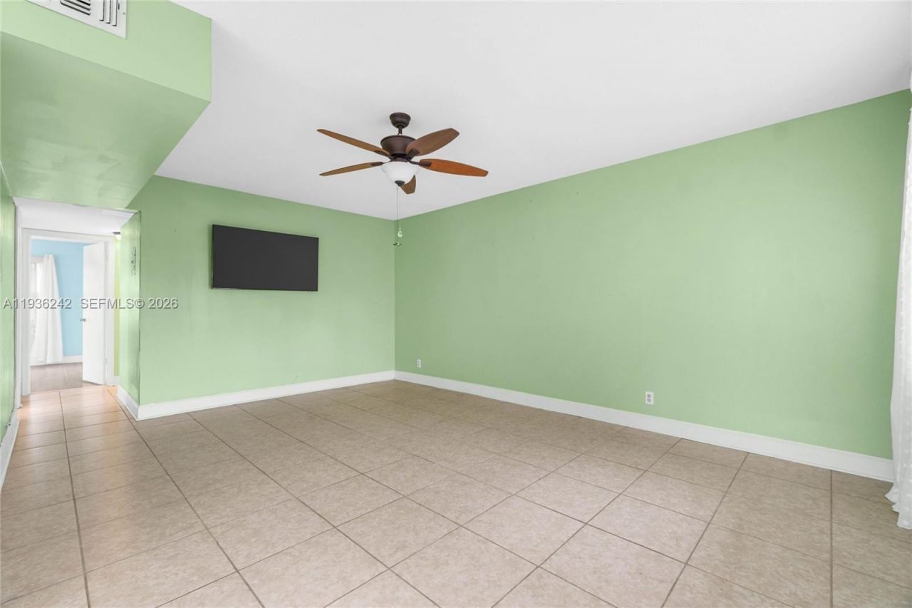 268 Coventry L, Unit 268, West Palm Beach, FL 33417 Photo