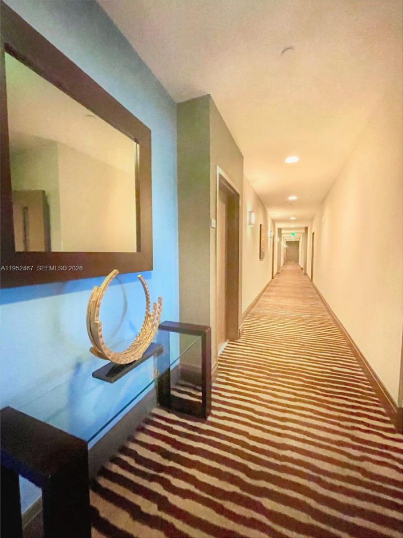 2525 SW 3rd Ave, Unit 1709, Miami, FL 33129 Photo