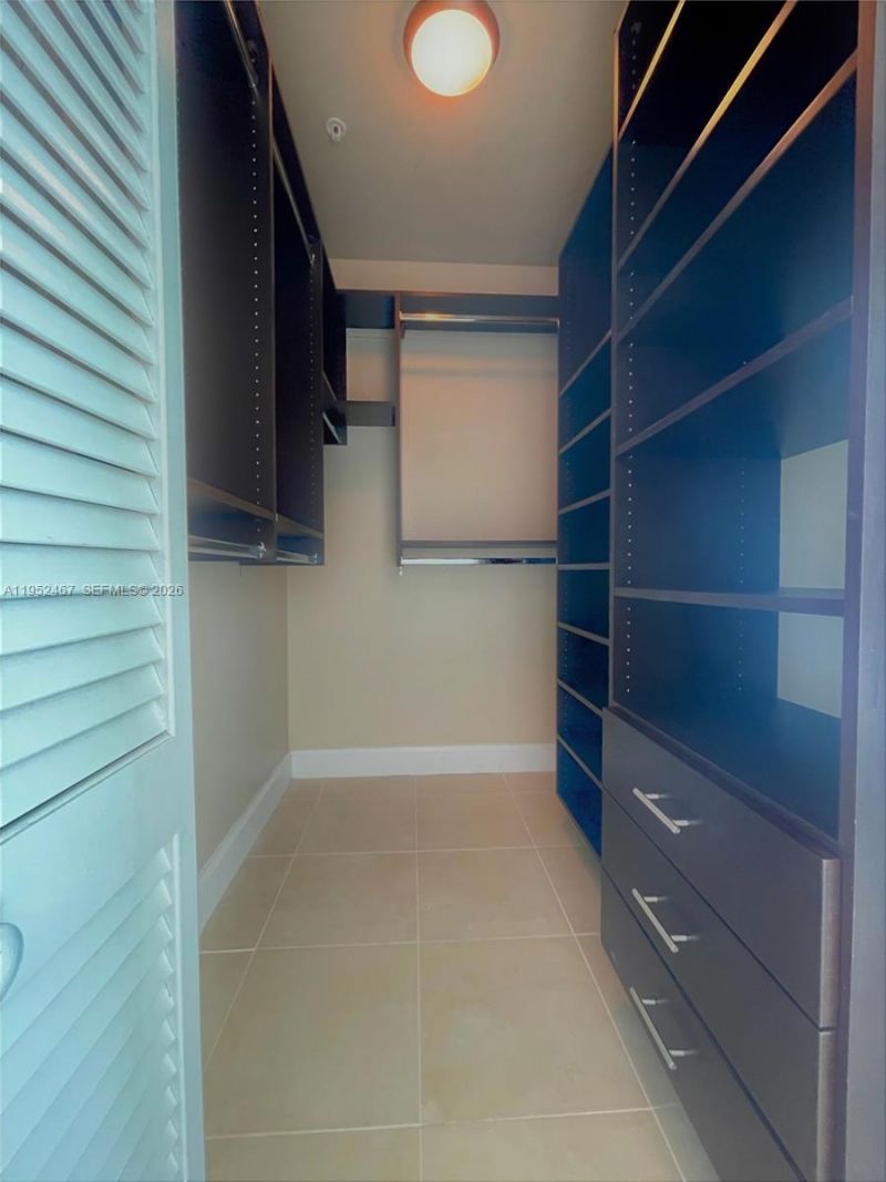 2525 SW 3rd Ave, Unit 1709, Miami, FL 33129 Photo