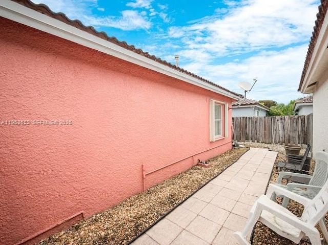 8007 SW 157th Pl, Miami, FL 33193 Photo