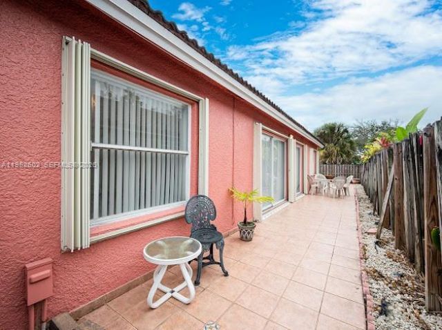 8007 SW 157th Pl, Miami, FL 33193 Photo