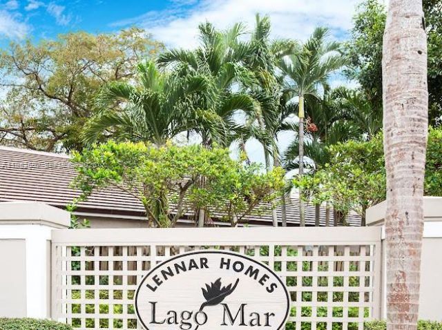 8007 SW 157th Pl, Miami, FL 33193 Photo