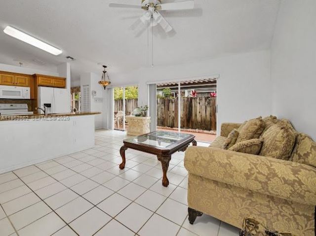 8007 SW 157th Pl, Miami, FL 33193 Photo