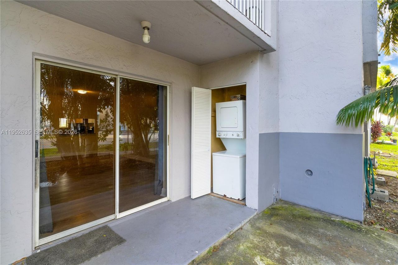 2690 W 76th St, Unit 104, Hialeah, FL 33016 Photo