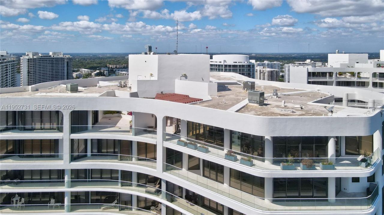 2800 Island Blvd, Unit PH05, Aventura, FL 33160 Photo