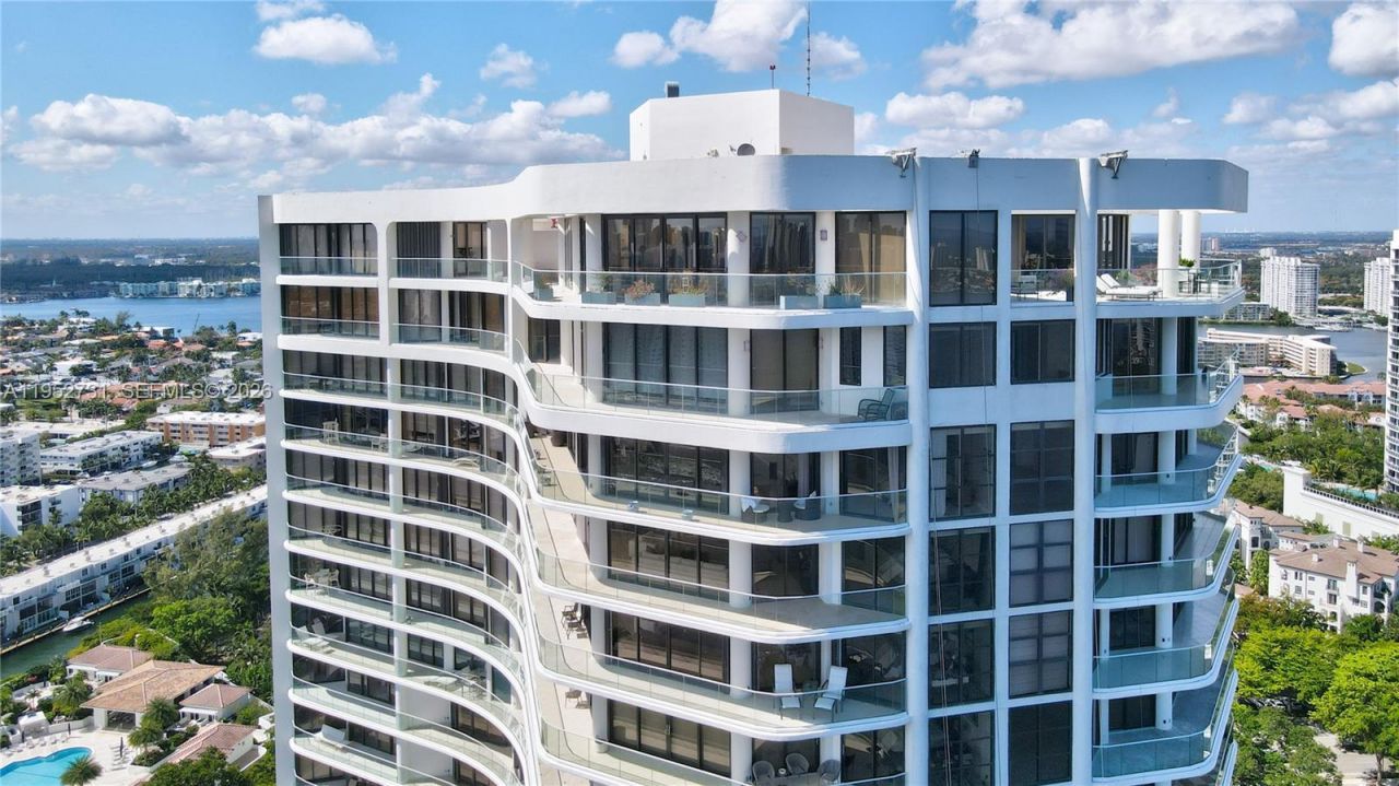 2800 Island Blvd, Unit PH05, Aventura, FL 33160 Photo