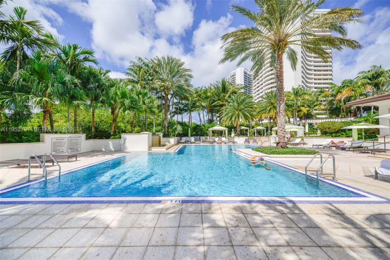 2800 Island Blvd, Unit PH05, Aventura, FL 33160 Photo