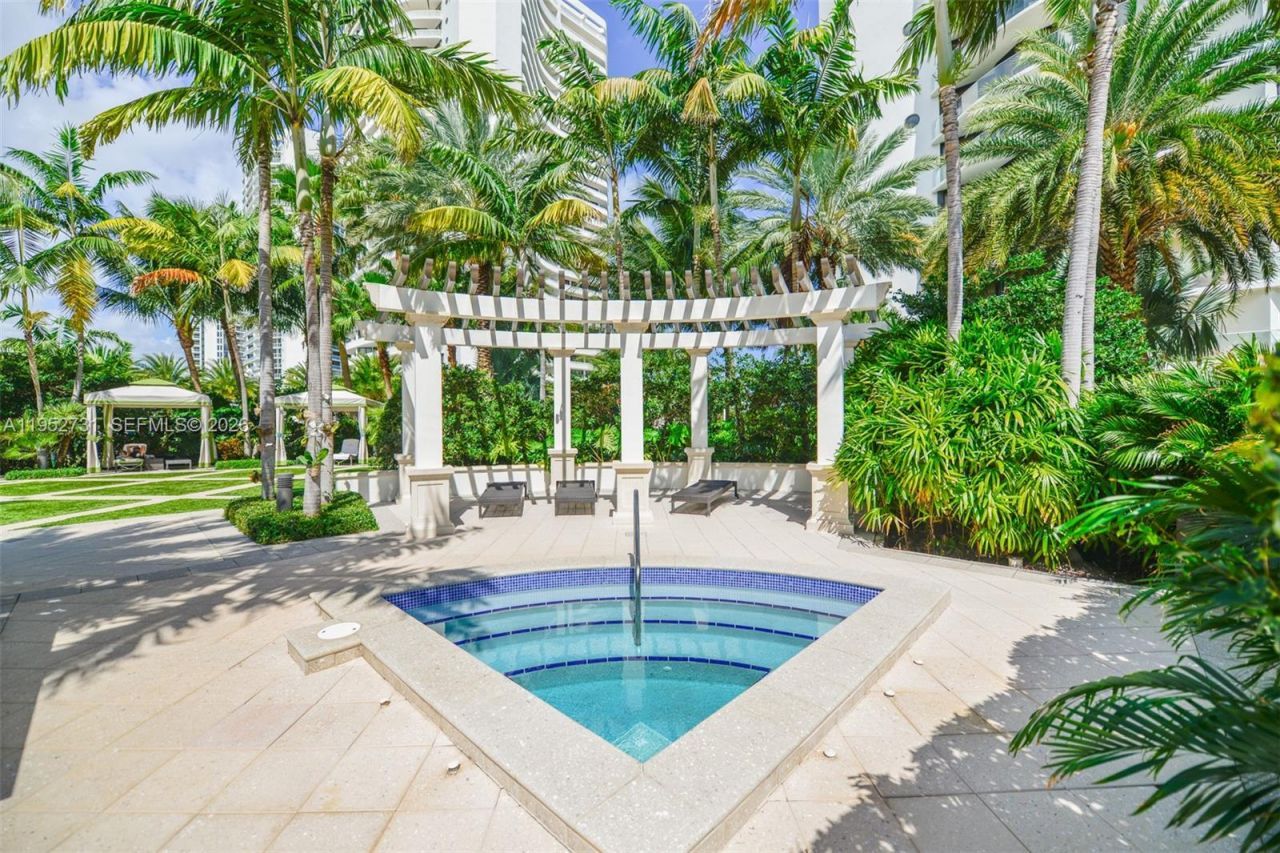 2800 Island Blvd, Unit PH05, Aventura, FL 33160 Photo