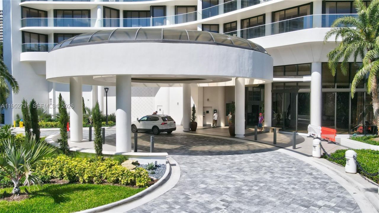 2800 Island Blvd, Unit PH05, Aventura, FL 33160 Photo