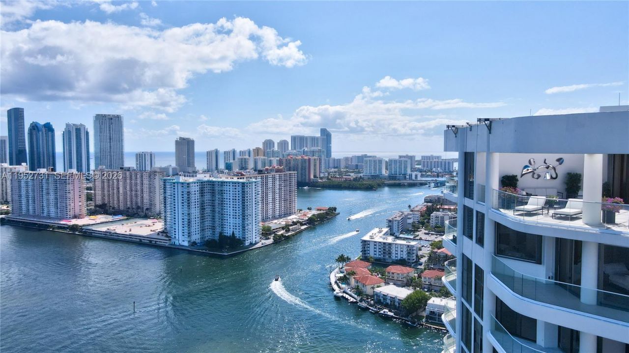 2800 Island Blvd, Unit PH05, Aventura, FL 33160 Photo