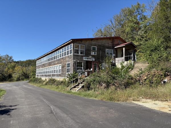 261 Cedar Point Road, Forsyth, MO 65653