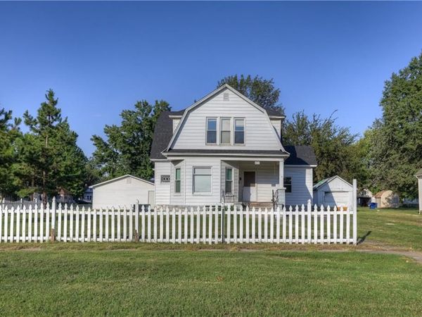 429 S Minnesota Avenue, Columbus, KS 66725