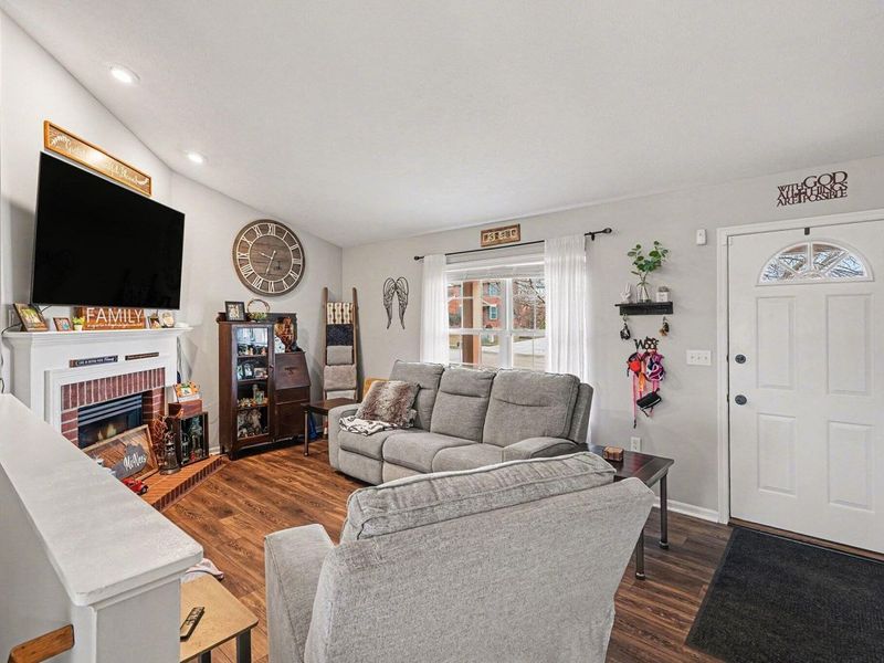 8780 Sentry Drive, Florence, KY 41042 Photo 4