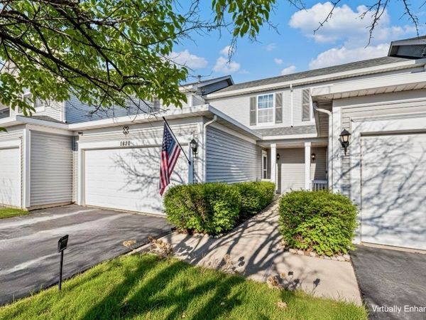 1870 N WENTWORTH Circle, Romeoville, IL 60446