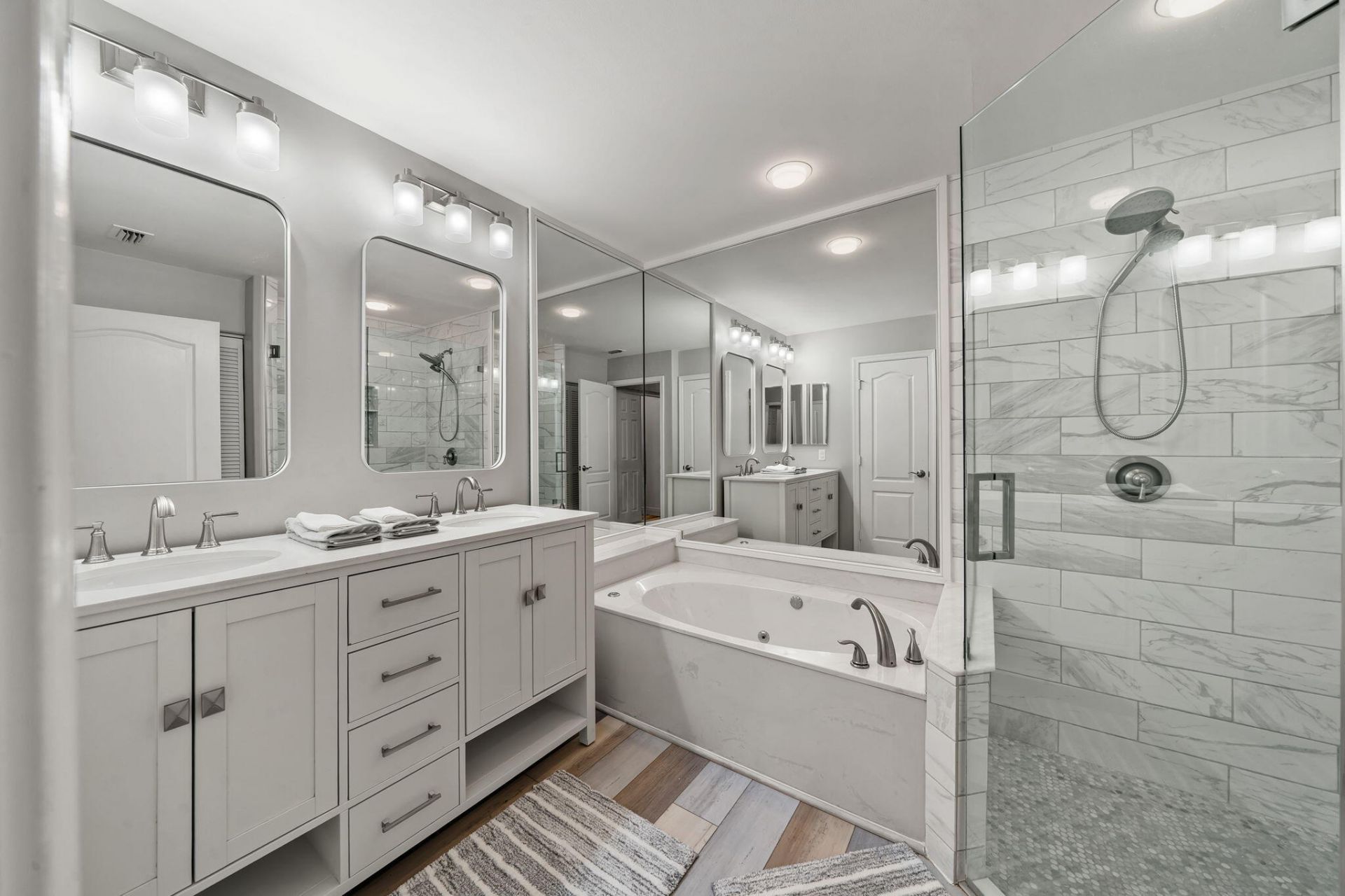 33 Monterey Pointe Drive, Palm Beach Gardens, FL 33418 Photo