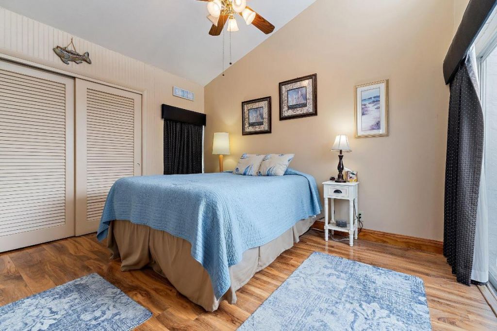 118 Castlewood Drive, Unit 123, North Palm Beach, FL 33408 Photo