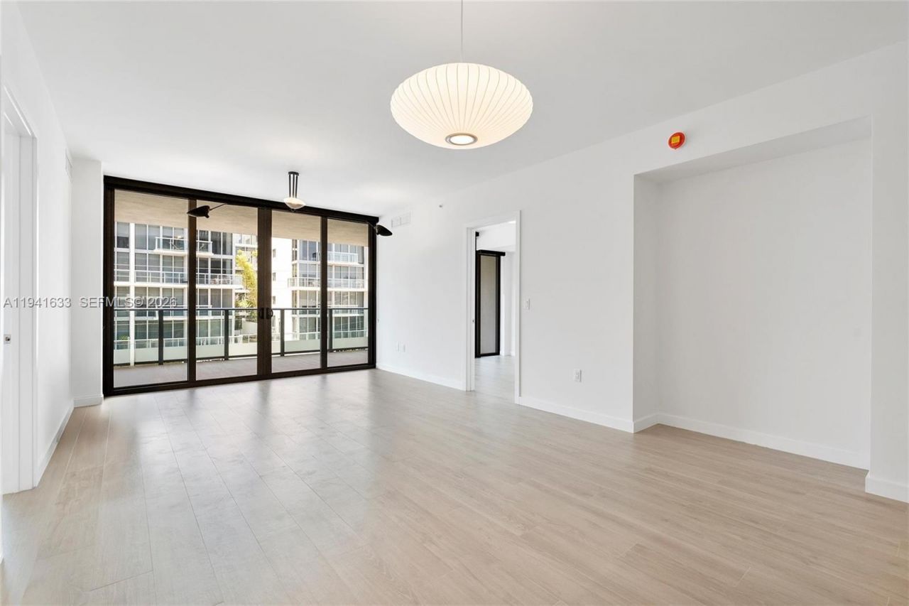 9901 W Bay Harbor Dr, Unit 402, Bay Harbor Islands, FL 33154 Photo