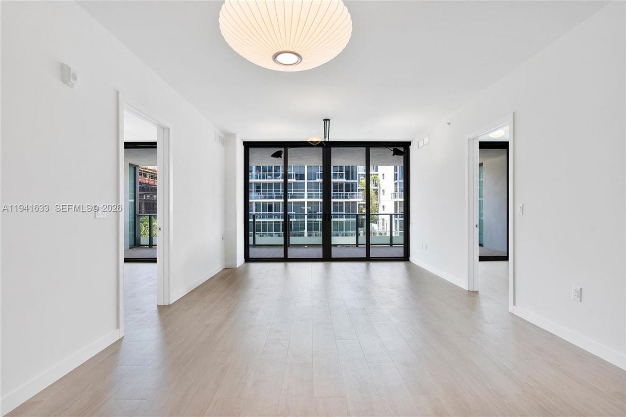 9901 W Bay Harbor Dr, Unit 402, Bay Harbor Islands, FL 33154 Photo