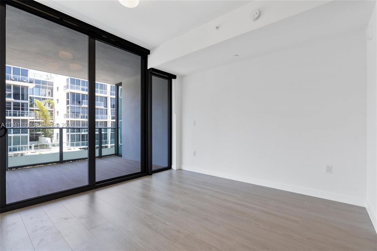 9901 W Bay Harbor Dr, Unit 402, Bay Harbor Islands, FL 33154 Photo