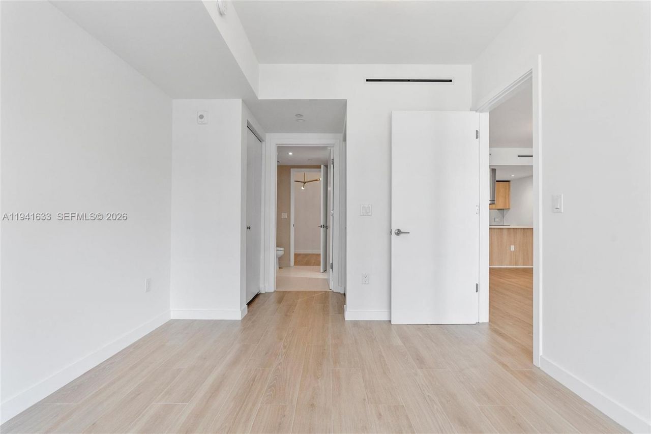 9901 W Bay Harbor Dr, Unit 402, Bay Harbor Islands, FL 33154 Photo