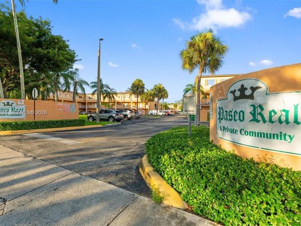 6235 Kendale Lakes Cir, Unit 134, Miami, FL 33183