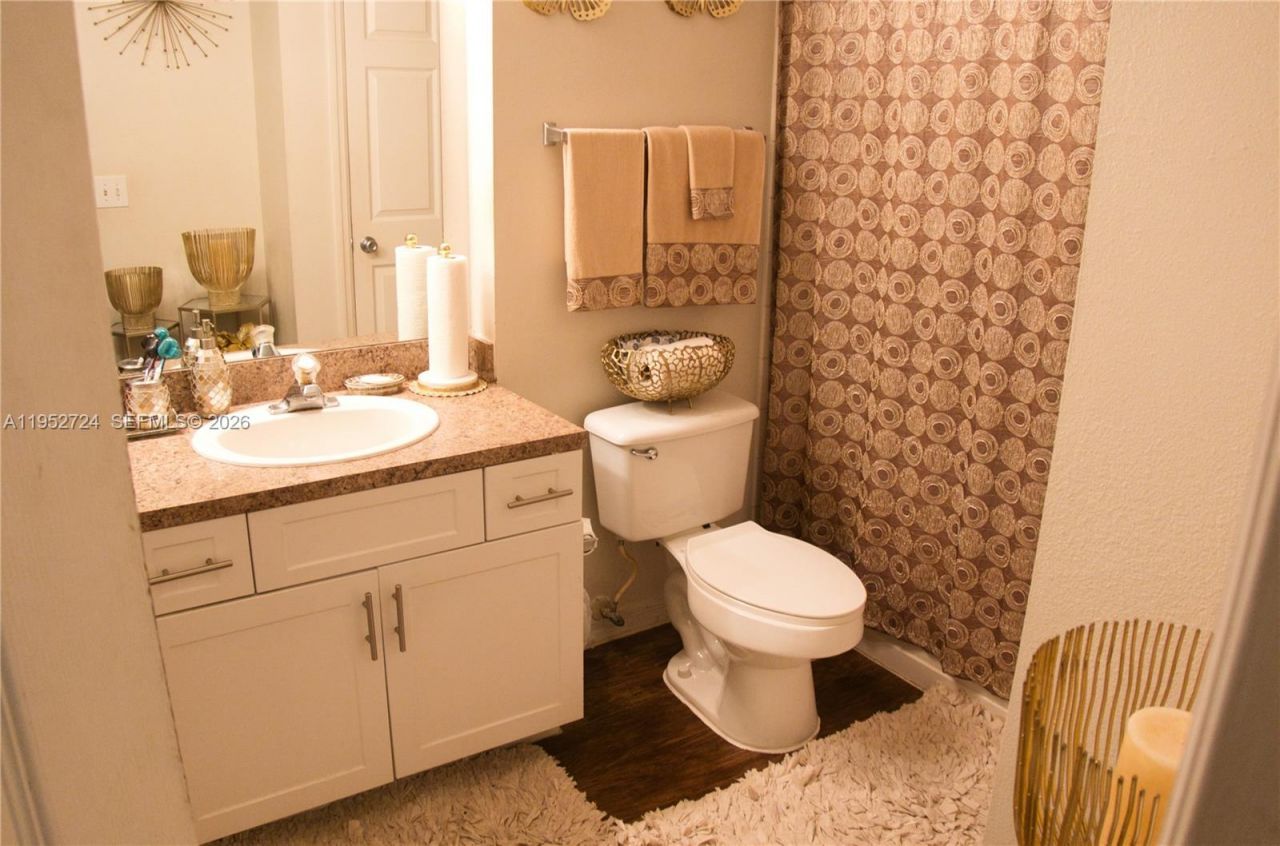 215 SW 117th Ter, Unit 14304, Pembroke Pines, FL 33025 Photo