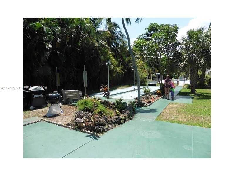 1450 Atlantic Shores Blvd, Unit 105, Hallandale Beach, FL 33009 Photo