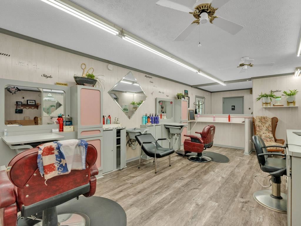 2355 Highway 90 Photo 10