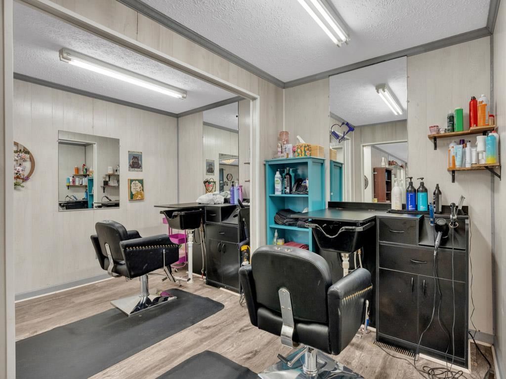 2355 Highway 90 Photo 14