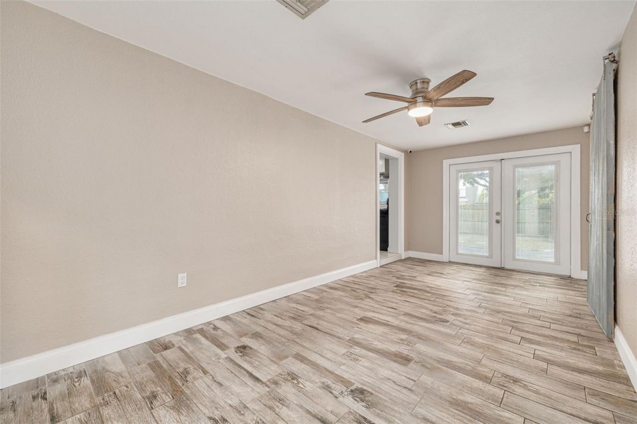 5655 1st Avenue N, Saint Petersburg, FL 33710 Photo