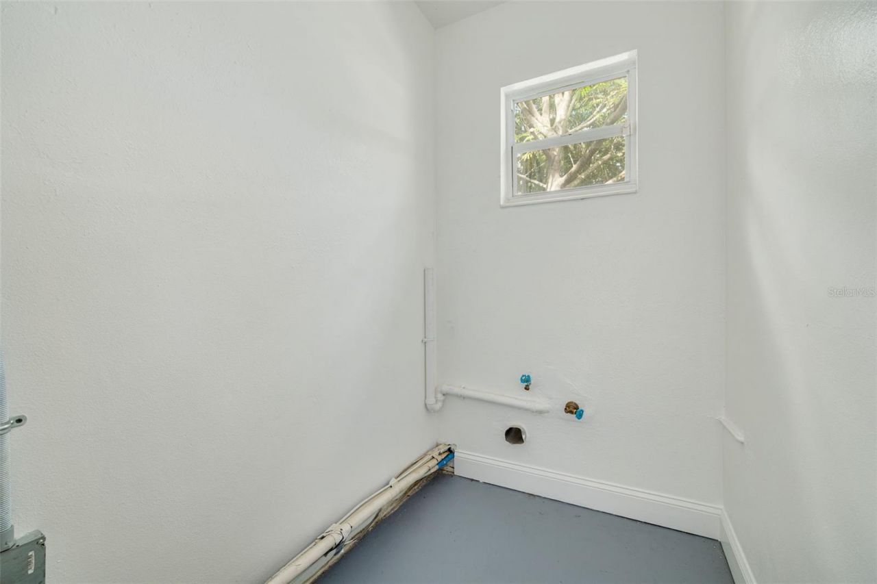 5655 1st Avenue N, Saint Petersburg, FL 33710 Photo