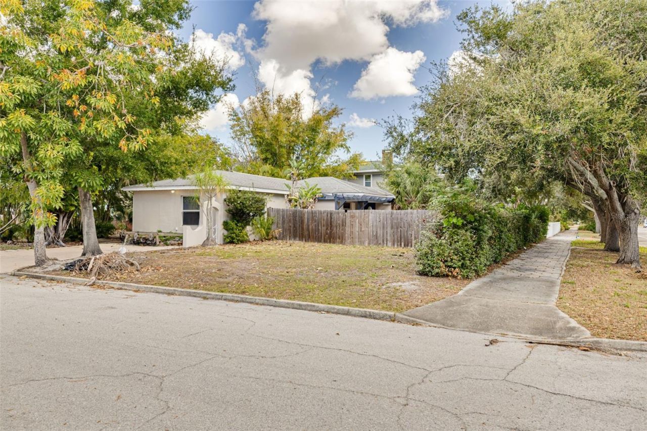 5655 1st Avenue N, Saint Petersburg, FL 33710 Photo